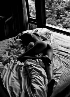 Голая попа Кейт Аптон в фотокниге Culo фото #1