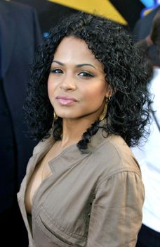 Кристина Милиан без лифчика на премии MTV Movie Awards фото #1