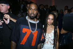 Зои Кравиц без бюстгальтера на 95-й годовщине Vogue фото #6