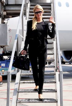 Очаровательная Пэрис Хилтон показала свои соски в Стамбуле фото #3