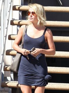 Торчащие соски Джулианны Хаф фото #4