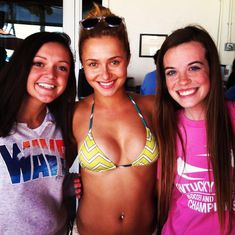 Хайден Панеттьери на пляже во Флориде фото #2