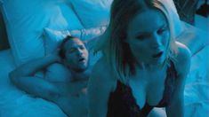 Секс кадры с Кристен Белл в сериале «Обитель лжи» фото #7