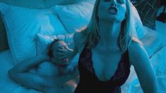 Секс кадры с Кристен Белл в сериале «Обитель лжи» фото #8