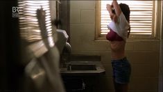 Интимные сцены с Дженнифер Коннелли в фильме «Дом из песка и тумана» фото #1