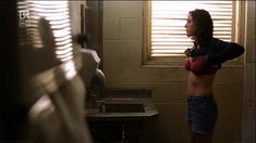 Интимные сцены с Дженнифер Коннелли в фильме «Дом из песка и тумана» фото #5