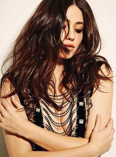 Эмми Россам в эро фотосессии для журнала Esquire