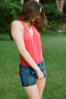 Торчащие соски Мадлен Зимы фото #3