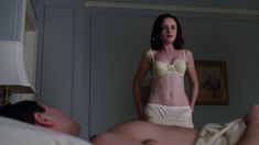 Сексуальная Алексис Бледел в сериале «Безумцы» фото #24