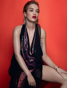 Эротичная Рита Ора в журнале Elle фото #6