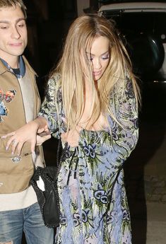 Рита Ора обнажила грудь после шоу X Factor