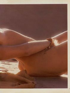 Обнаженная Ребекка Ферратти  в журнале Playboy фото #8