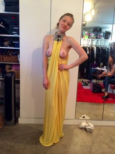 Украденные фото Аманды Сейфред фото #1