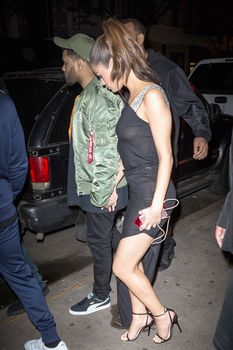 Селена Гомес в прозрачном платье в Нью-Йорке фото #15