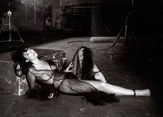 Лолита Милявская засветила грудь в журнале Playboy фото #6