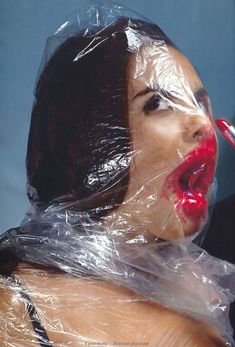 Настя Каменских держит себя за сиськи в журнале XXL фото #7