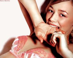 Эротичная Оксана Акиньшина в журнале FHM фото #4