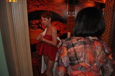 Раздетая Жанна Эппле отдыхает в SPA-салоне фото #2