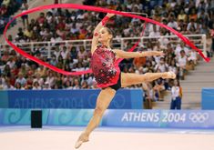 Красотка Ирина Чащина демонстрирует супер растяжку на чемпионатах фото #11