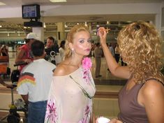 Ксения Новикова без лифчика в Греции фото #2