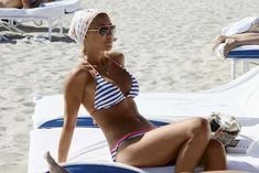 Лера Кудрявцева  засветила попу на пляже фото #5