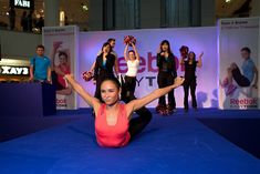 Вызывающие позы Ляйсан Утяшевой фото #2