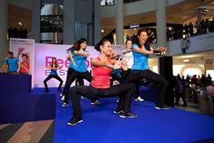 Вызывающие позы Ляйсан Утяшевой фото #3