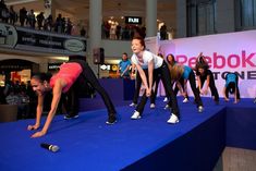 Вызывающие позы Ляйсан Утяшевой фото #5