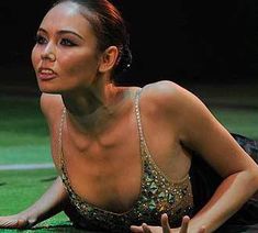 Ляйсан Утяшева засветила сосок фото #1