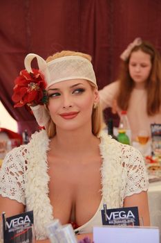 Соблазнительное декольте Татьяны Котовой фото #2