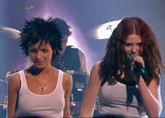 Юлия Волкова без бюстгальтера фото #3