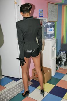 Катя Ли в сексуальном наряде фото #1