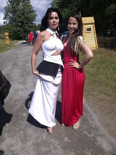 Анастасия Заворотнюк в сексуальном платье фото #1