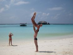 Анастасия Волочкова показала голую грудь на Мальдивских островах фото #9