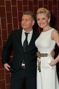 Анжелика Варум без бюстгальтера на «Золотом граммофоне» фото #2