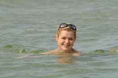 Дарья Калмыкова в бикини на фестивале «Кинотавр» фото #12