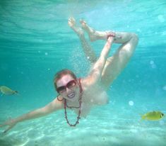 Елена Ленина показала голую грудь под водой на отдыхе на Мальдивских островах фото #6