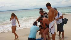 Ксения Собчак засветила соски на реалити-шоу «Последний герой» фото #7