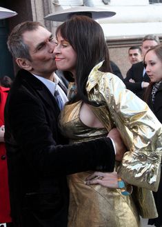 Марина Хлебникова засветила грудь на открытии бутика «Наше золото» фото #1