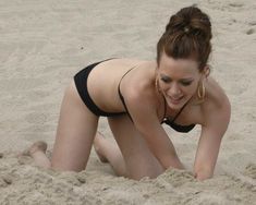 Сексуальный чёрный бикини Хилари Дафф