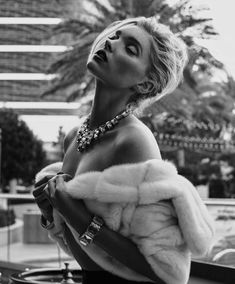 Горячая Эльза Хоск в журнале Maxim фото #7