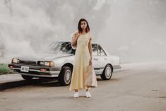 Торчащие соски Селены Гомес в платье для презентации сингла Fetish фото #7