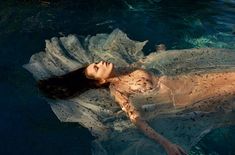 Белла Хадид разделась для журнала Porter фото #4