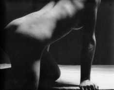 Голая киска Мадонны в откровенной фотосессии фото #11