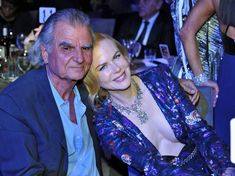 Николь Кидман в сексуальном платье с глубоким вырезом на 6th Biennial UNICEF Ball