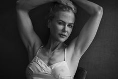 Торчащие соски Николь Кидман для Pirelli Calendar