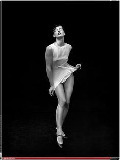 Милла Йовович разделась для  Peter Lindbergh: Stories фото #5