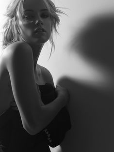 Сексуальная Эмбер Хёрд в откровенных нарядах на фото от Don Flood фото #5