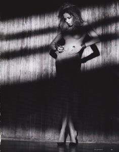 Надя Дорофеева разделась для Playboy фото #9