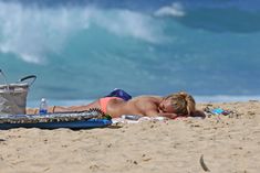 Шикарное тело Бритни Спирс в бикини на Гавайях фото #26